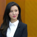 心理学：越是瞧不起你的人，这3大暗示就越明显